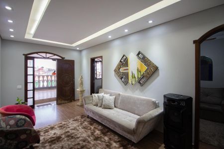 Sala 1 de casa à venda com 3 quartos, 360m² em Copacabana, Belo Horizonte