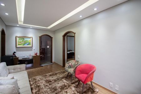 Sala 1 de casa à venda com 3 quartos, 360m² em Copacabana, Belo Horizonte