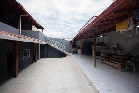 Casa à venda com 360m², 3 quartos e 4 vagas Casa à venda com 360m², 3 quartos e 4 vagasQuintal