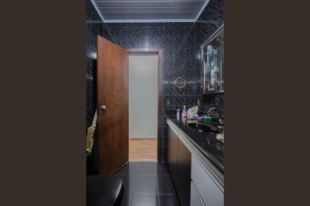 Casa à venda com 360m², 3 quartos e 4 vagas Casa à venda com 360m², 3 quartos e 4 vagasBanheiro da suíte