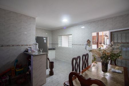 Casa à venda com 360m², 3 quartos e 4 vagas Casa à venda com 360m², 3 quartos e 4 vagasBanheiro Social
