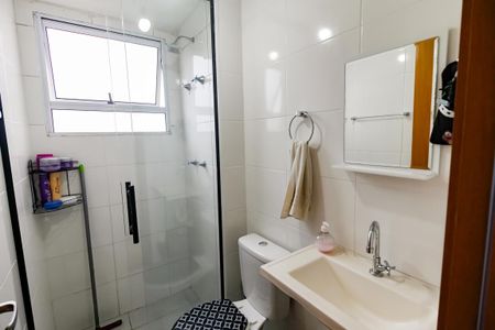 Banheiro de apartamento à venda com 2 quartos, 40m² em Parque Esmeralda, São Paulo