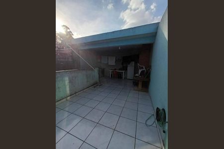 Casa à venda com 5 quartos, 260m² em Parque Sevilha, São Paulo