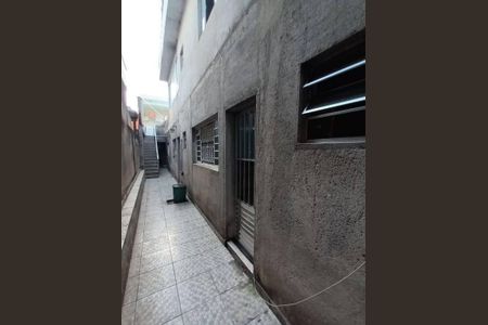 Casa à venda com 5 quartos, 260m² em Parque Sevilha, São Paulo