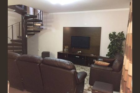 Casa à venda com 3 quartos, 180m² em Parada Inglesa, São Paulo