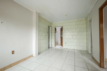 Sala 1 de casa para alugar com 4 quartos, 140m² em Sarandi, Porto Alegre