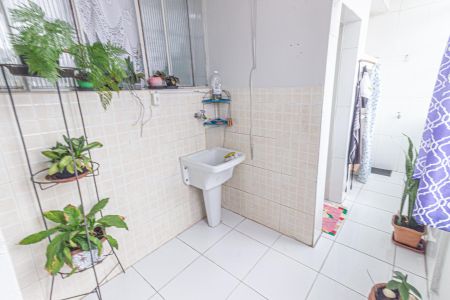 Apartamento para alugar com 60m², 2 quartos e 1 vaga Apartamento para alugar com 60m², 2 quartos e 1 vagaÁrea de Serviço