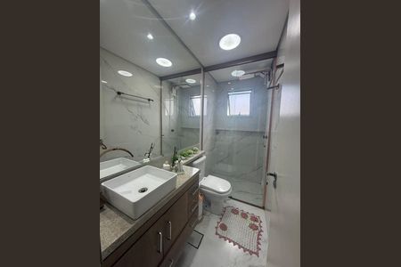 Banheiro de apartamento para alugar com 2 quartos, 62m² em Vila Carrão, São Paulo