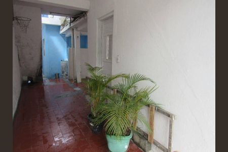Casa à venda com 60m², 3 quartos e 1 vaga