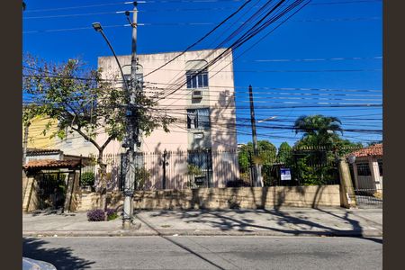 Apartamento para alugar com 65m², 2 quartos e 1 vaga Apartamento para alugar com 65m², 2 quartos e 1 vagaFachada+Plaquinha