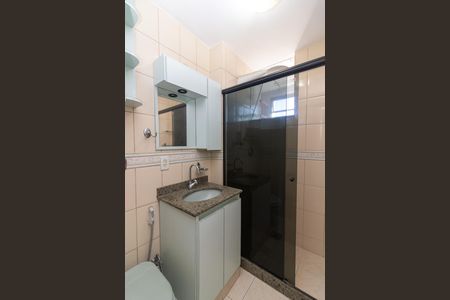 Apartamento para alugar com 65m², 2 quartos e 1 vaga Apartamento para alugar com 65m², 2 quartos e 1 vagaBanheiro