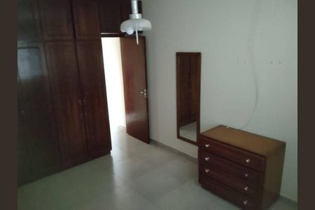 Casa à venda com 150m², 3 quartos e 4 vagas