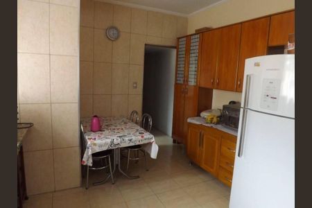 Casa à venda com 4 quartos, 170m² em Jardim Moreira, Guarulhos