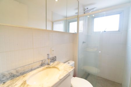 Banheiro de apartamento para alugar com 1 quarto, 50m² em Vila Mascote, São Paulo