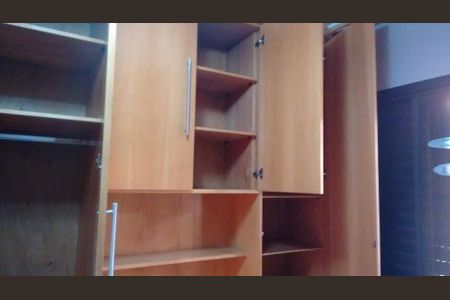 Casa à venda com 3 quartos, 320m² em Vila Rosalia, Guarulhos