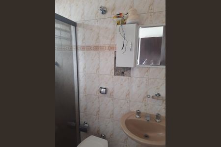 Casa à venda com 119m², 3 quartos e 2 vagasBanheiro