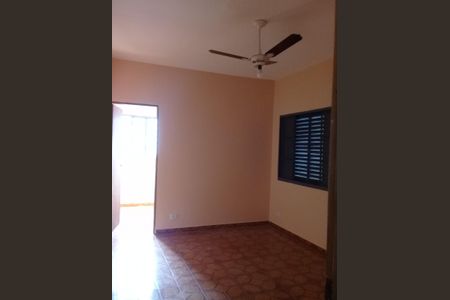 Casa à venda com 119m², 3 quartos e 2 vagasQuarto
