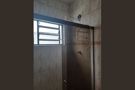 Casa à venda com 119m², 3 quartos e 2 vagasBanheiro