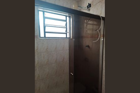 Casa à venda com 119m², 3 quartos e 2 vagasBanheiro