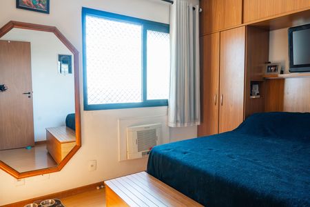 Apartamento à venda com 3 quartos, 75m² em Praça da Bandeira, Rio de Janeiro