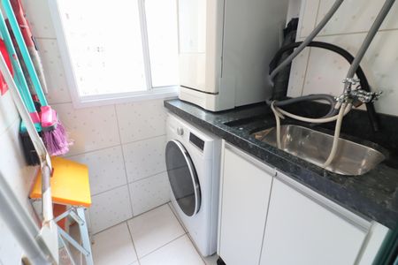 Apartamento à venda com 57m², 2 quartos e 1 vagaCozinha e Área de Serviço