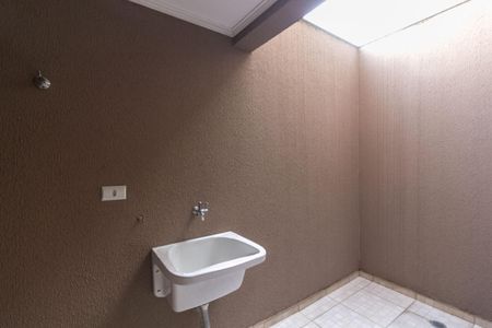 Casa de condomínio à venda com 72m², 2 quartos e 1 vaga Casa de condomínio à venda com 72m², 2 quartos e 1 vagaÁrea de Serviço