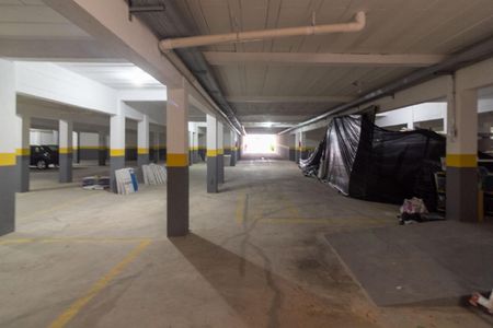 Casa de condomínio à venda com 72m², 2 quartos e 1 vaga Casa de condomínio à venda com 72m², 2 quartos e 1 vagaEstacionamento