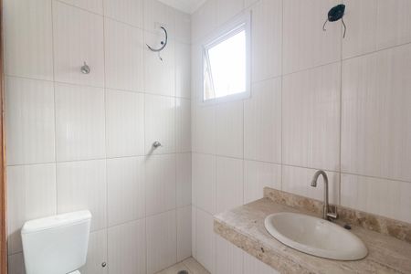 Casa de condomínio à venda com 72m², 2 quartos e 1 vaga Casa de condomínio à venda com 72m², 2 quartos e 1 vagaBanheiro Suíte 2