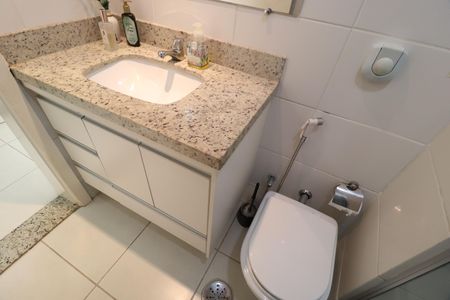 Apartamento para alugar com 89m², 3 quartos e 2 vagasBanheiro Social