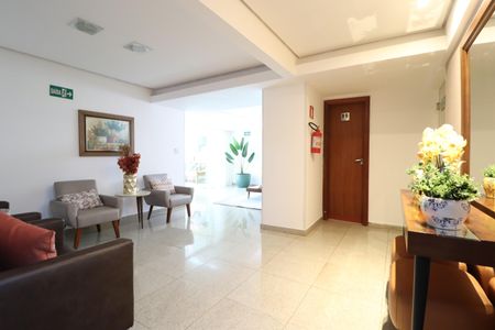 Apartamento para alugar com 89m², 3 quartos e 2 vagasHall social