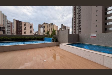 Apartamento à venda com 65m², 2 quartos e 1 vaga Apartamento à venda com 65m², 2 quartos e 1 vagaÁrea comum - Piscina