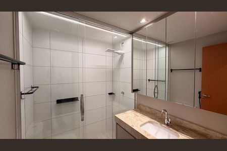 Apartamento à venda com 65m², 2 quartos e 1 vaga Apartamento à venda com 65m², 2 quartos e 1 vagaBanheiro da Suíte