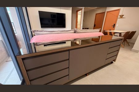 Apartamento à venda com 65m², 2 quartos e 1 vaga Apartamento à venda com 65m², 2 quartos e 1 vagaCozinha - Armários