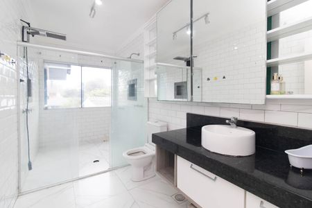 Casa para alugar com 300m², 3 quartos e sem vaga Casa para alugar com 300m², 3 quartos e sem vagaBanheiro do Quarto 1