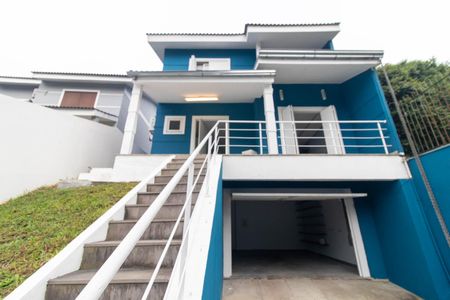 Casa para alugar com 300m², 3 quartos e sem vaga Casa para alugar com 300m², 3 quartos e sem vagaFachada