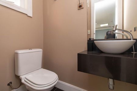 Casa para alugar com 300m², 3 quartos e sem vaga Casa para alugar com 300m², 3 quartos e sem vagaLavabo