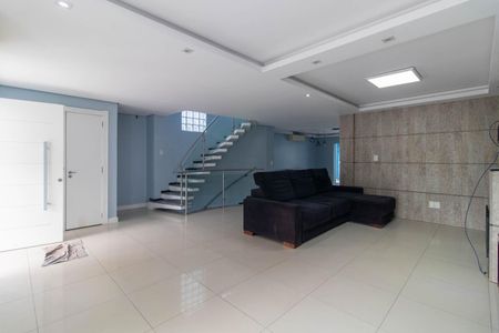 Casa para alugar com 300m², 3 quartos e sem vaga Casa para alugar com 300m², 3 quartos e sem vagaSala