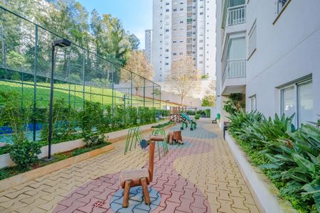 Apartamento para alugar com 60m², 2 quartos e 1 vaga Apartamento para alugar com 60m², 2 quartos e 1 vagaÁrea comum - Playground
