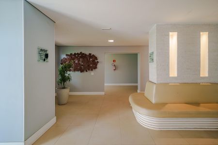 Apartamento para alugar com 60m², 2 quartos e 1 vaga Apartamento para alugar com 60m², 2 quartos e 1 vagaHall de entrada