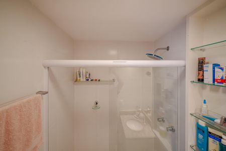 Apartamento para alugar com 60m², 2 quartos e 1 vaga Apartamento para alugar com 60m², 2 quartos e 1 vagaBanheiro 2