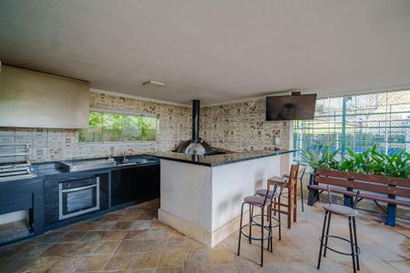 Apartamento para alugar com 60m², 2 quartos e 1 vaga Apartamento para alugar com 60m², 2 quartos e 1 vagaÁrea comum - Churrasqueira