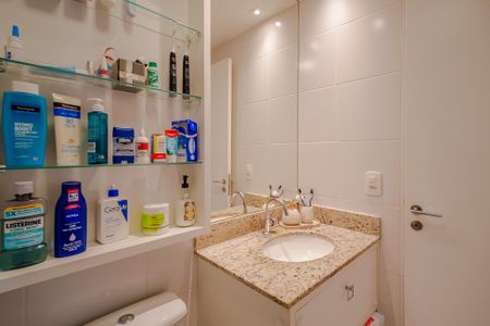 Apartamento para alugar com 60m², 2 quartos e 1 vaga Apartamento para alugar com 60m², 2 quartos e 1 vagaBanheiro 2