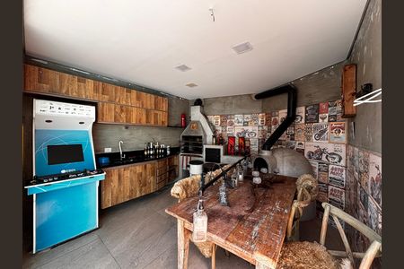 Churrasqueira de casa para alugar com 3 quartos, 245m² em Jardim Sao Luis, Barueri