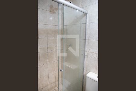 Apartamento à venda com 74m², 3 quartos e 1 vaga Apartamento à venda com 74m², 3 quartos e 1 vagaBanheiro da Suíte