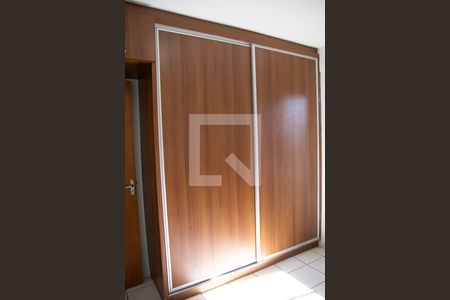Apartamento à venda com 74m², 3 quartos e 1 vaga Apartamento à venda com 74m², 3 quartos e 1 vagaQuarto 01