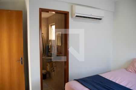 Apartamento à venda com 74m², 3 quartos e 1 vaga Apartamento à venda com 74m², 3 quartos e 1 vagaSuíte