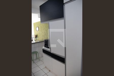 Apartamento à venda com 74m², 3 quartos e 1 vaga Apartamento à venda com 74m², 3 quartos e 1 vagaCozinha e Área de Serviço