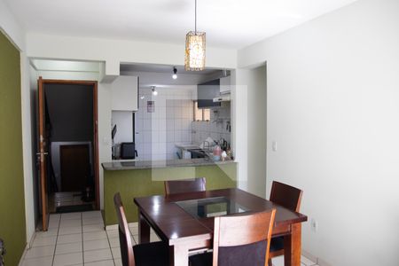 Apartamento à venda com 74m², 3 quartos e 1 vaga Apartamento à venda com 74m², 3 quartos e 1 vagaSala
