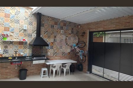 Casa à venda com 2 quartos, 120m² em Vila Carrão, São Paulo