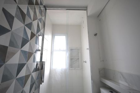 Apartamento à venda com 55m², 2 quartos e 1 vaga Apartamento à venda com 55m², 2 quartos e 1 vagaBanheiro